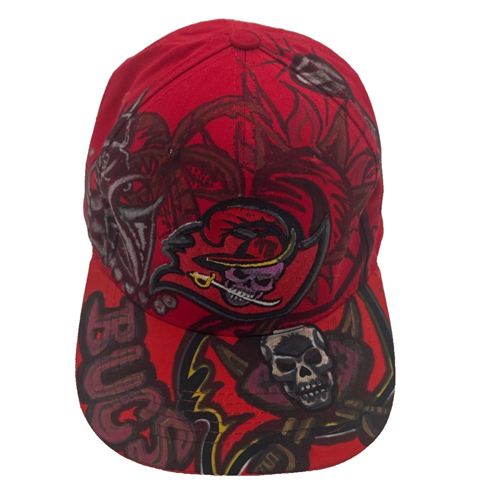 MG Fashions Snapback Hat Men’s Red Tampa Bay Buccaneers Graphic Skull Cap